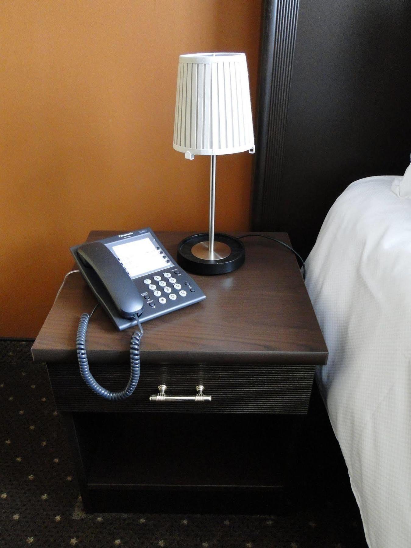 Hotel Malon Левен Екстер'єр фото